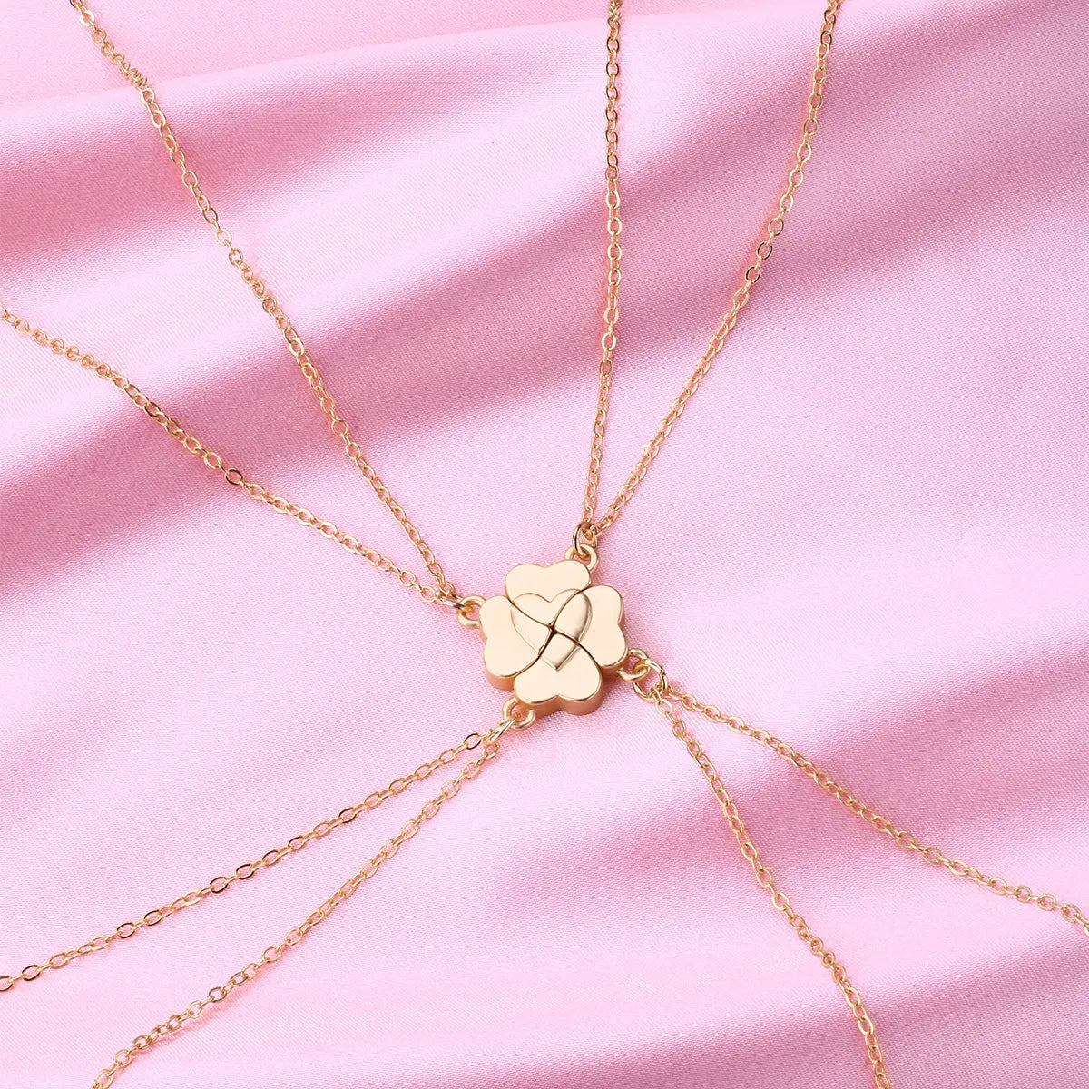 Magnetic Clover Necklace